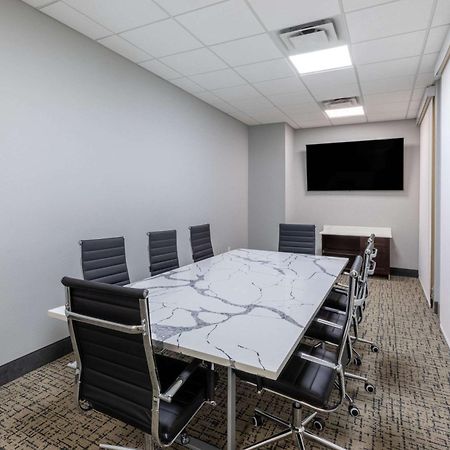 La Quinta Inn & Suites By Wyndham Dallas - Frisco Stadium Dış mekan fotoğraf
