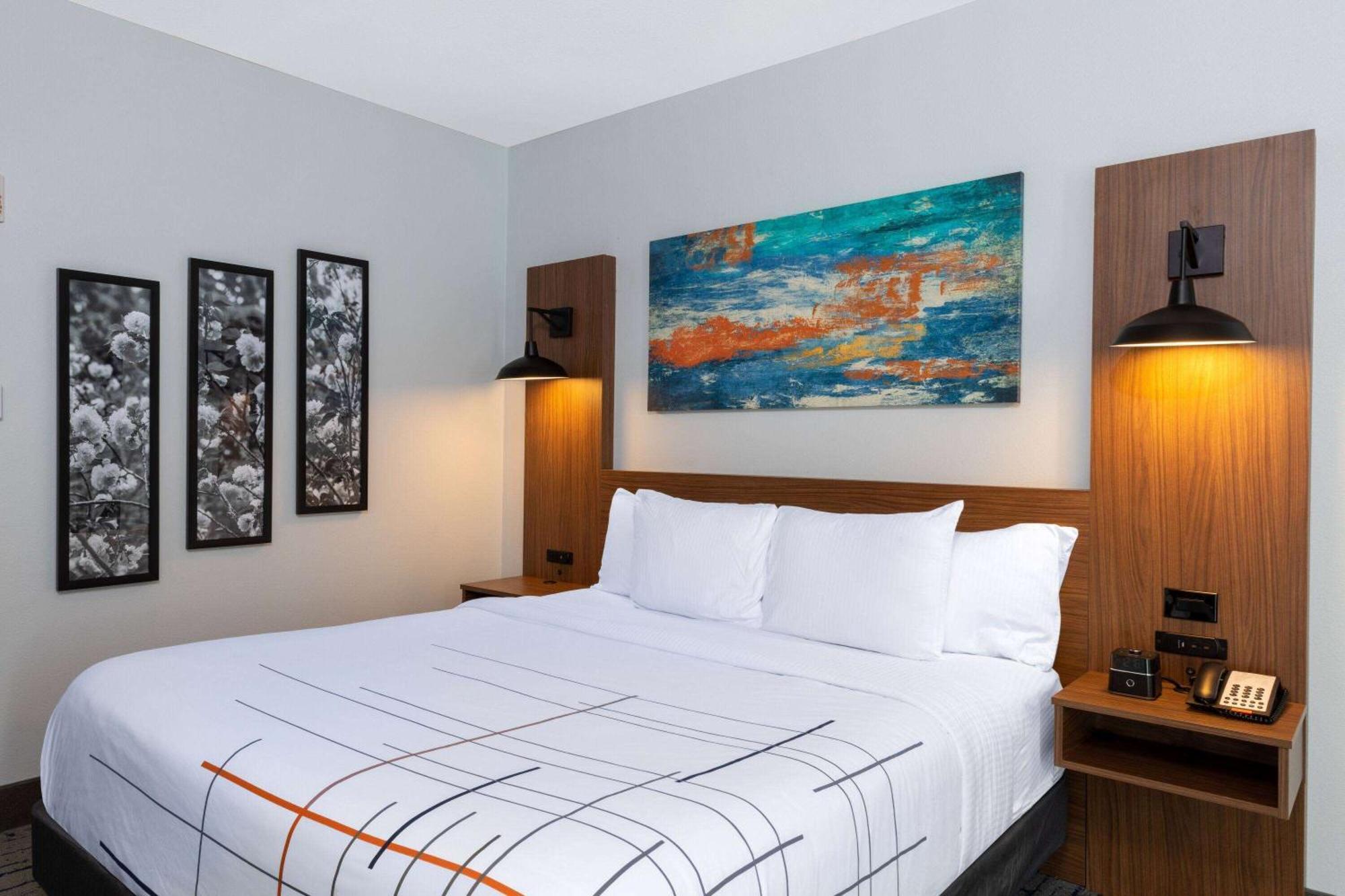 La Quinta Inn & Suites By Wyndham Dallas - Frisco Stadium Dış mekan fotoğraf